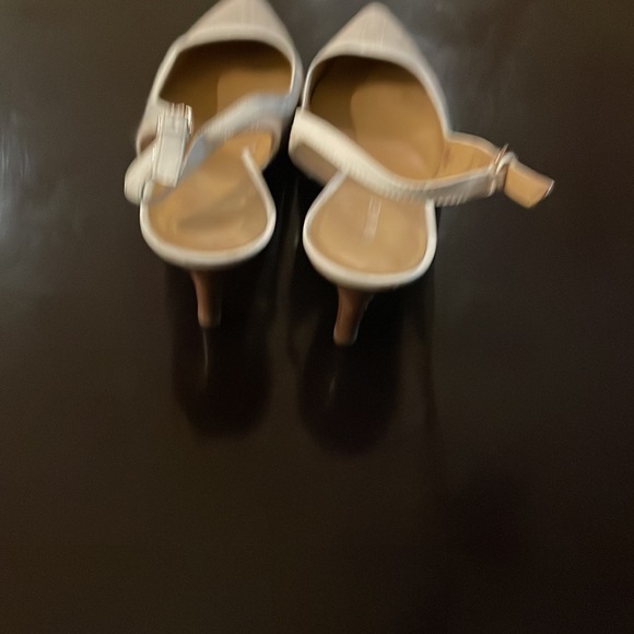 Linen Slingbacks - Nine West - Picture 2 of 2